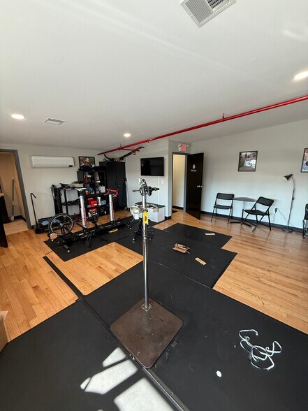 More Photos Of 586 Pleasant St, Watertown Light Distribution For Sale
