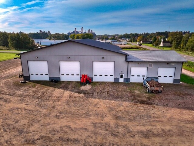 More Photos Of 705 N Main St, Loyal Industrial For Sale