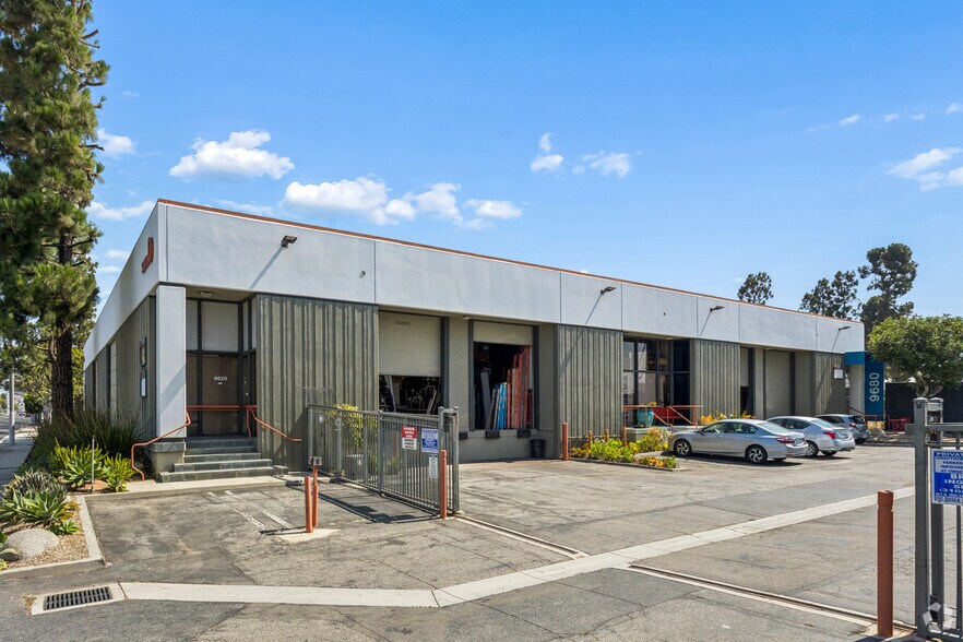 More Photos Of 9610-9680 S La Cienega Blvd, Inglewood Warehouse For Lease
