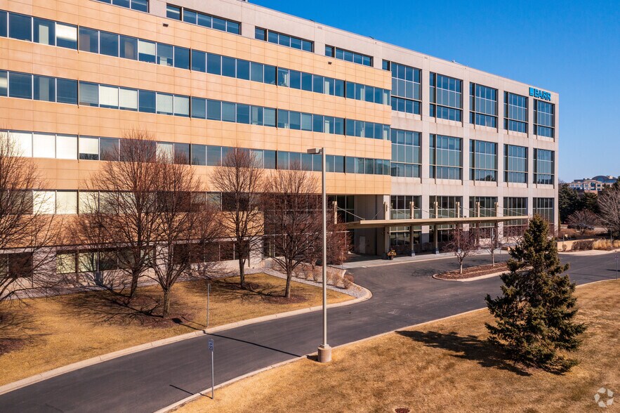 More Photos Of 4300 Marketpointe Dr, Bloomington Office For Lease