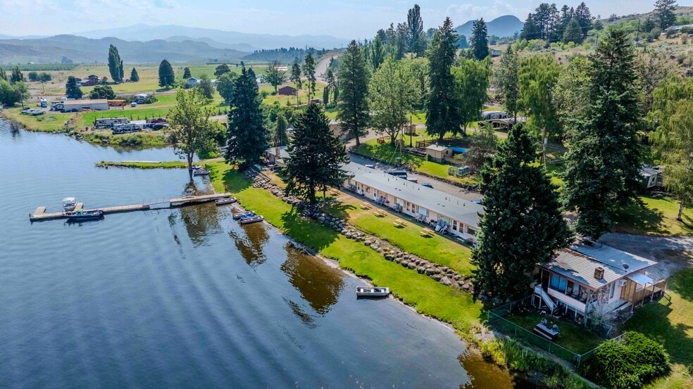 More Photos Of 10 McCammon Rd, Tonasket Hotel For Sale