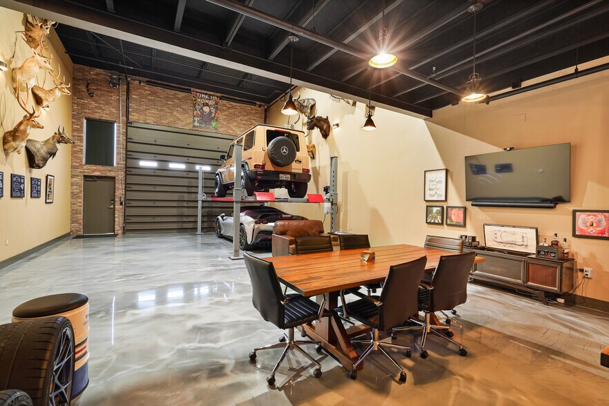 More Photos Of 1435 FM 1463 Rd, Katy Showroom For Sale