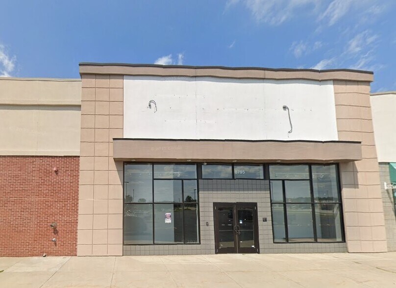 More Photos Of 8795 Boon Rd, Cadillac Storefront For Lease