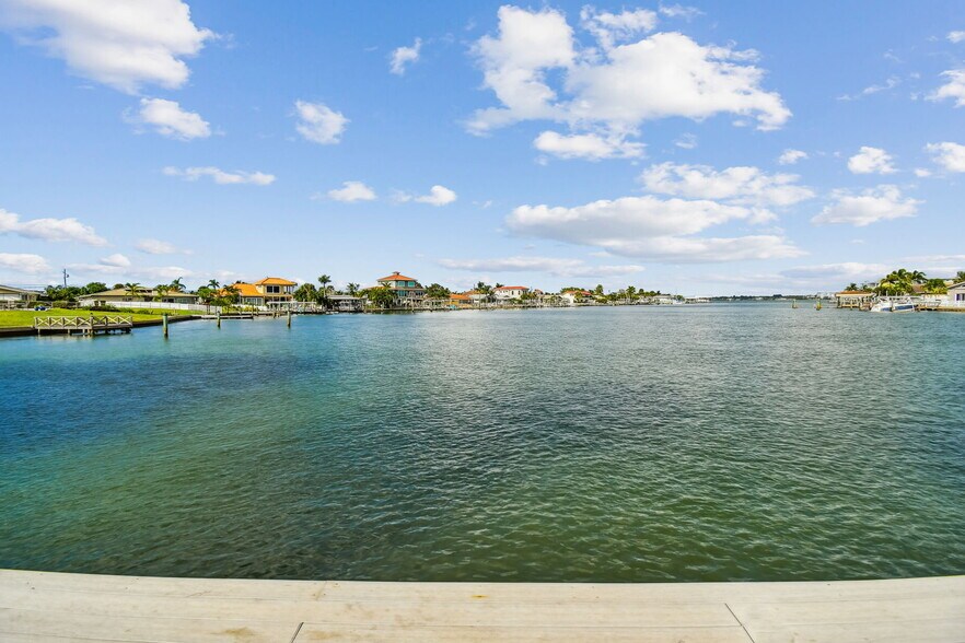 More Photos Of 425 Island way, Clearwater Land For Sale