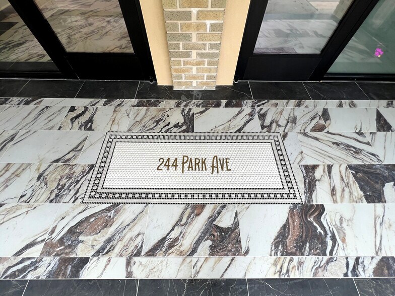 More Photos Of 244 E Park Ave, Lake Wales Office For Sale