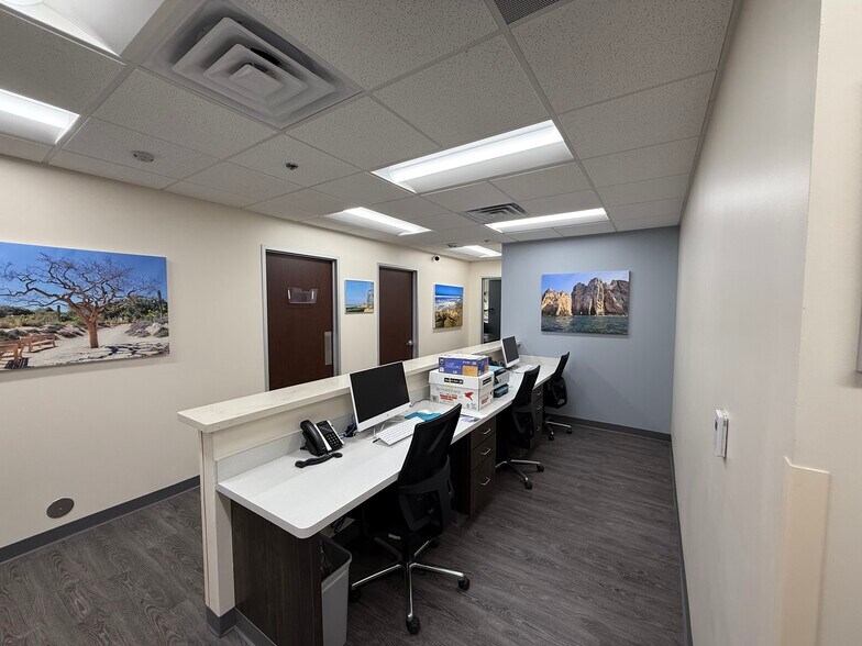 More Photos Of 1250 E Cliff Dr, El Paso Medical For Lease