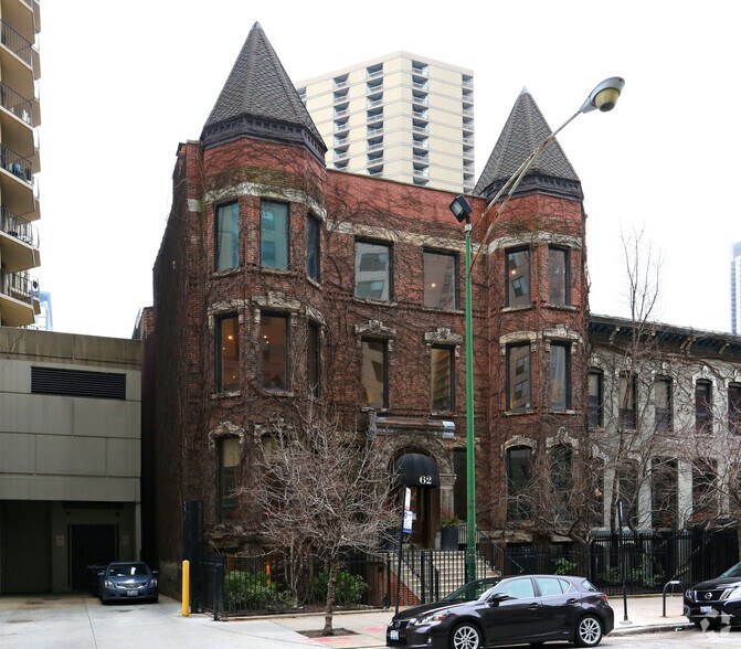 More Photos Of 62 W Huron St, Chicago Loft Creative Space For Sale