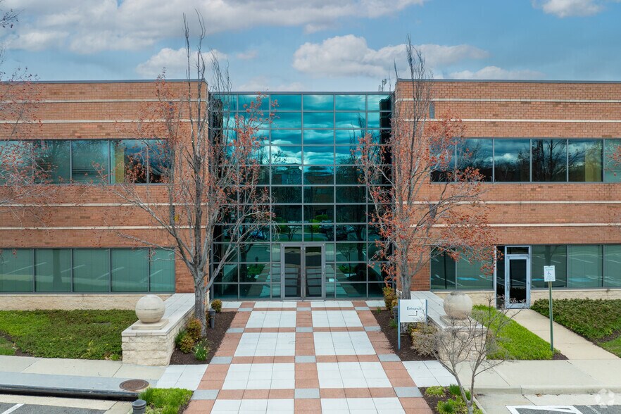 More Photos Of 14101B Newbrook Dr, Chantilly Office For Sale