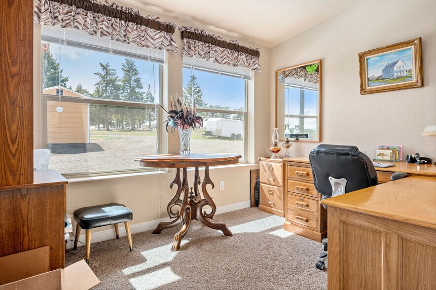 More Photos Of 110 Seubert Heights Dr, Cottonwood Trailer Camper Park For Sale