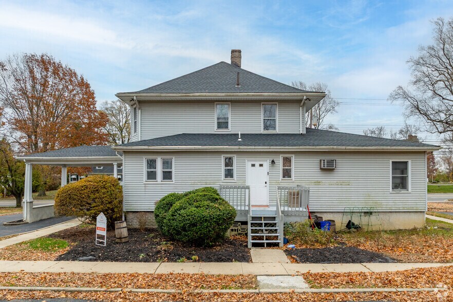 More Photos Of 149 W Main St, Freehold Medical For Lease