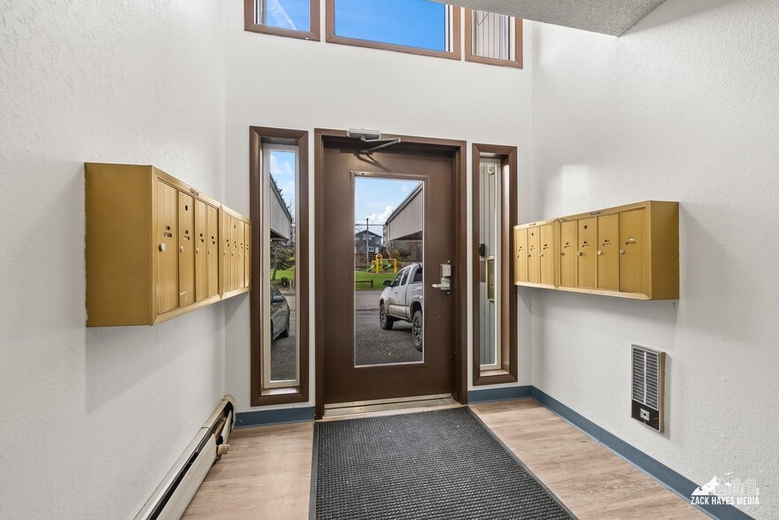 More Photos Of 545 E 11th Ave, Anchorage Apartments For Sale
