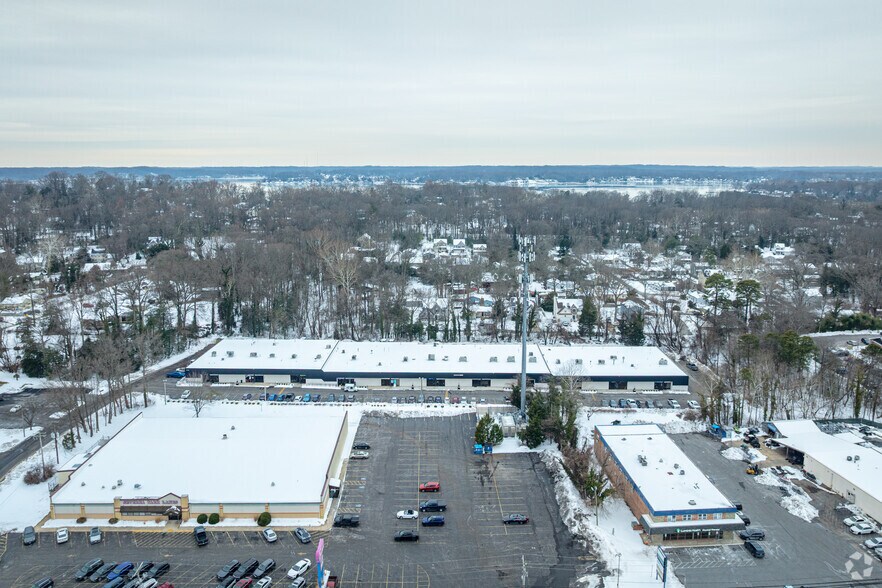 More Photos Of 836 Ritchie Hwy, Severna Park Flex For Lease