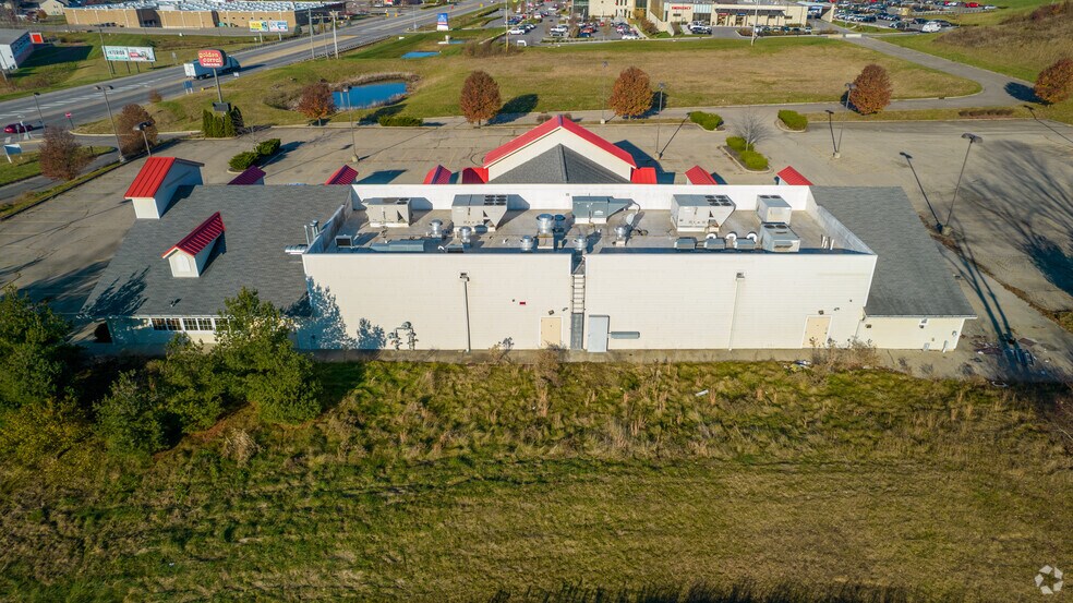 More Photos Of 2296 N Memorial Dr, Lancaster Restaurant For Sale