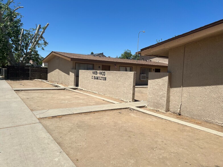 More Photos Of 4419 E Hamilton Ave, Fresno Apartments For Sale