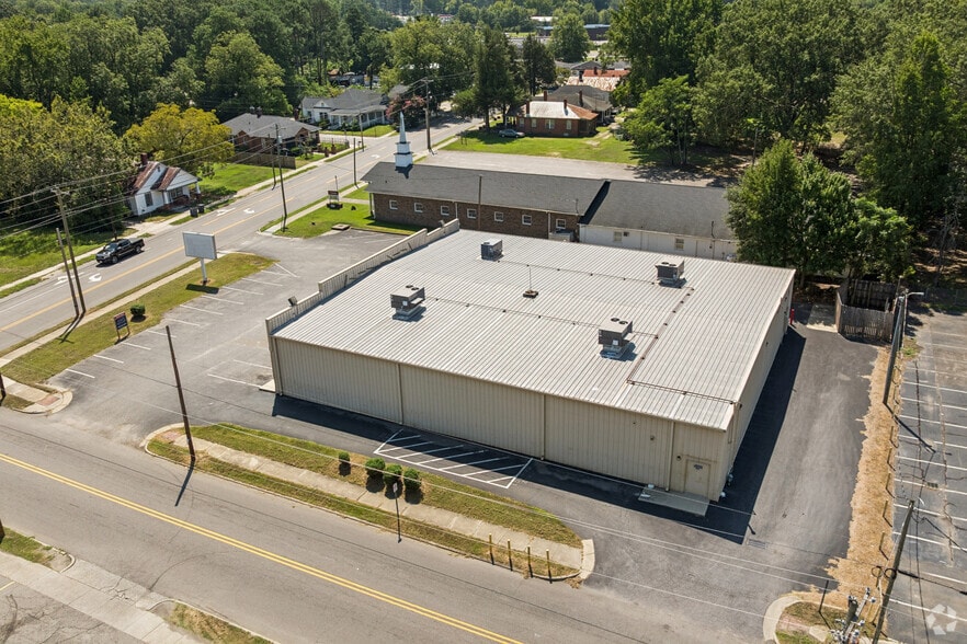 More Photos Of 606 Cokey Rd, Rocky Mount Freestanding For Sale