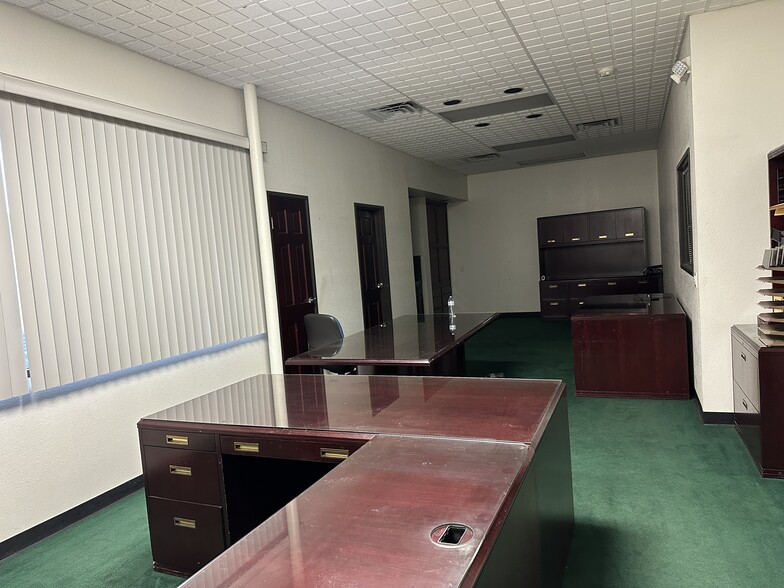 More Photos Of 9200 Lower Azusa Rd, Rosemead Warehouse For Sale