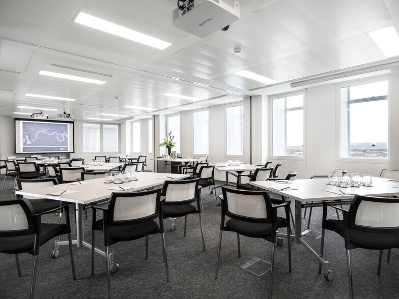 More Photos Of 33 Cavendish Sq, London Office For Lease