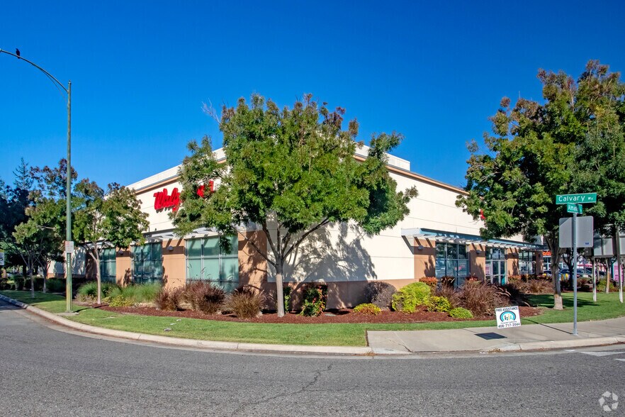 More Photos Of 1130 Foxworthy Ave, San Jose General Retail For Sale