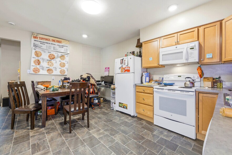 More Photos Of 329 S 3rd Ave, Walla Walla Apartments For Sale