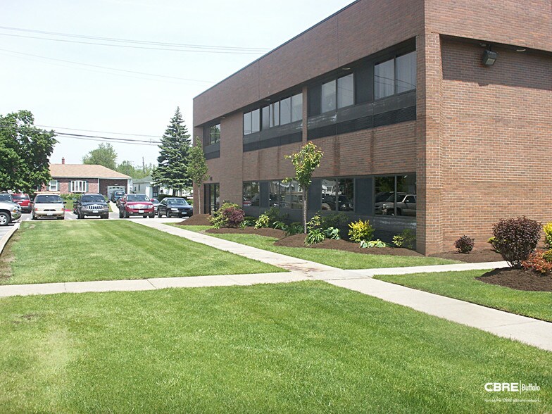 More Photos Of 609-617 Dingens St, Buffalo Office For Lease