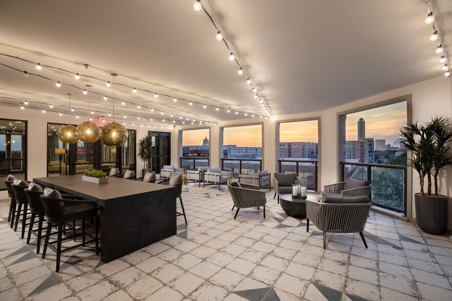 More Photos Of 3015 Weslayan St, Houston Apartments For Lease