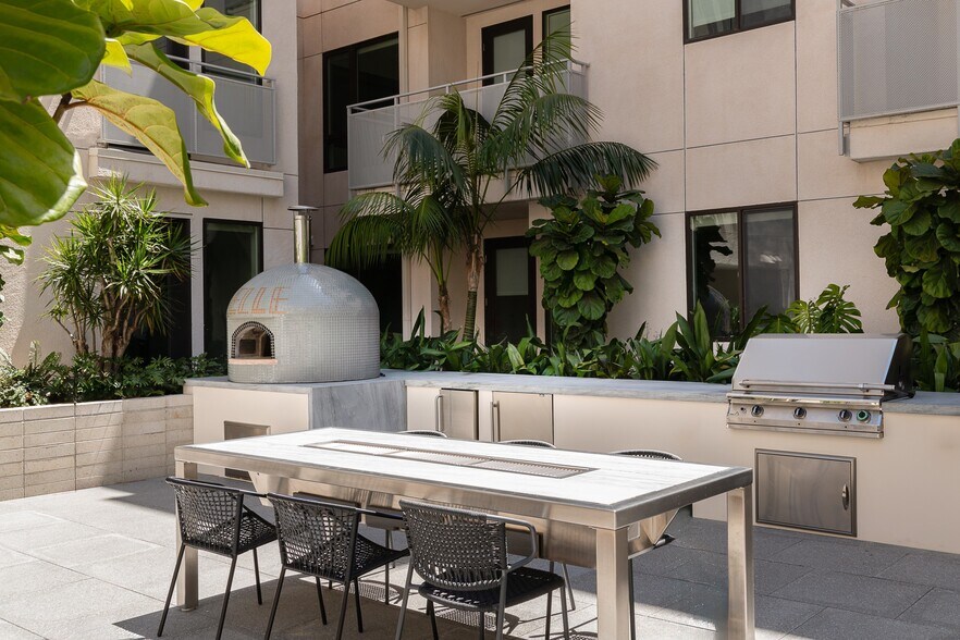 More Photos Of 1800 Beverly Blvd, Los Angeles Apartments For Lease