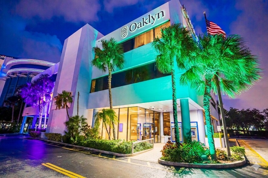 More Photos Of 3201 N Federal Hwy, Oakland Park Medical For Lease