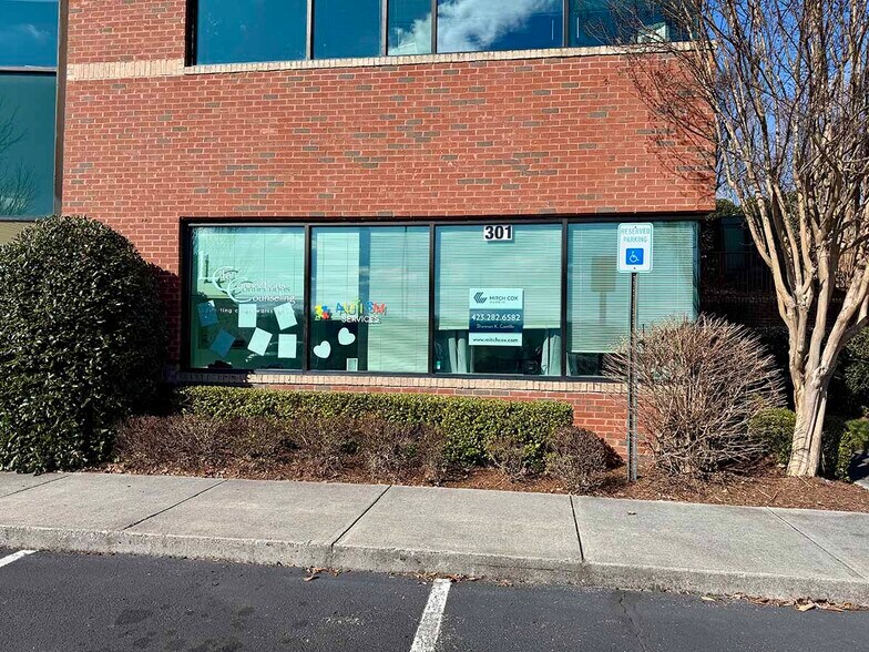 More Photos Of 119 Boone Ridge Dr, Johnson City Office For Lease
