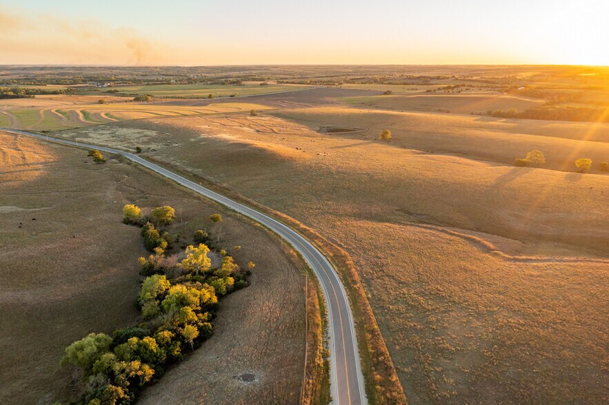 More Photos Of 0000 00000 Hi-View Dr, Manhattan Land For Sale