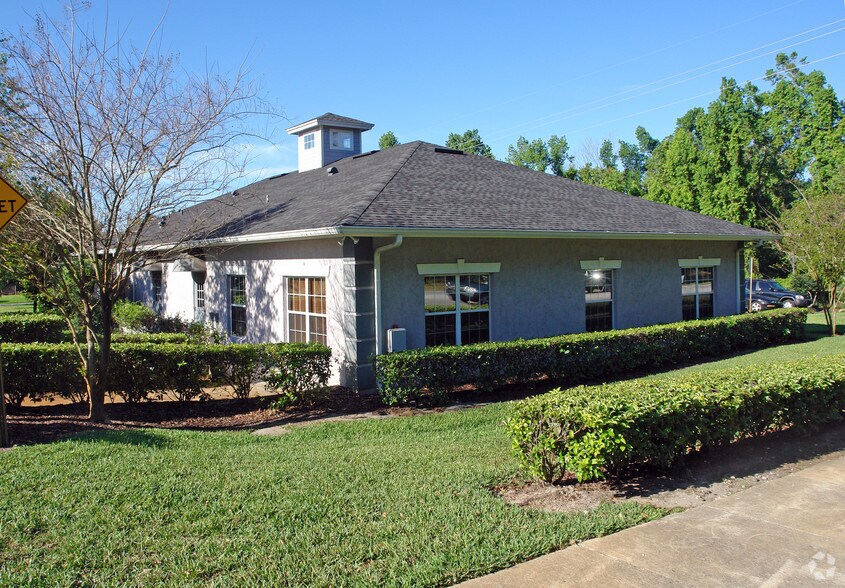 More Photos Of 5 Windsormere Way, Oviedo Office For Lease