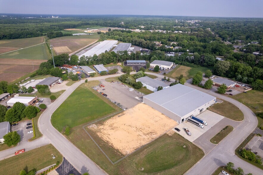 More Photos Of 176 Commerce Center Cir, Jackson Flex For Lease