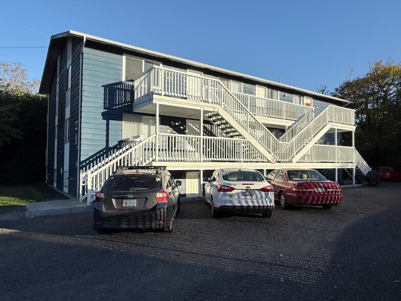 More Photos Of 1250 SW E Ave, Corvallis Apartments For Sale