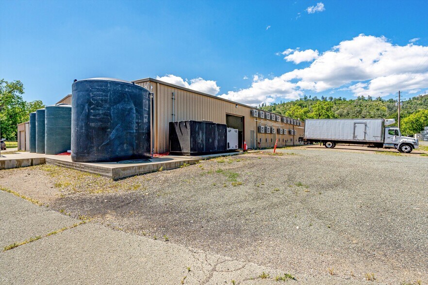 More Photos Of 12762 Highway 29, Lower Lake Warehouse For Sale
