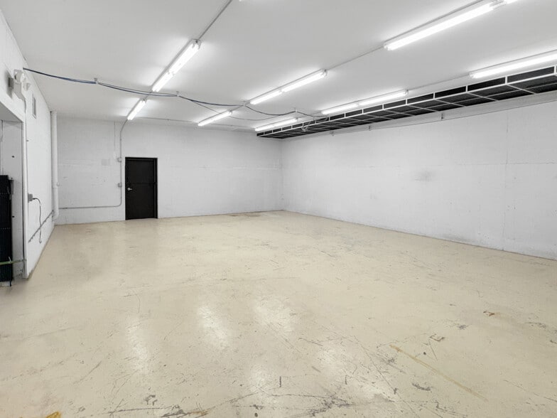 More Photos Of 10 Lafayette St, Washington Storefront Retail Office For Sale