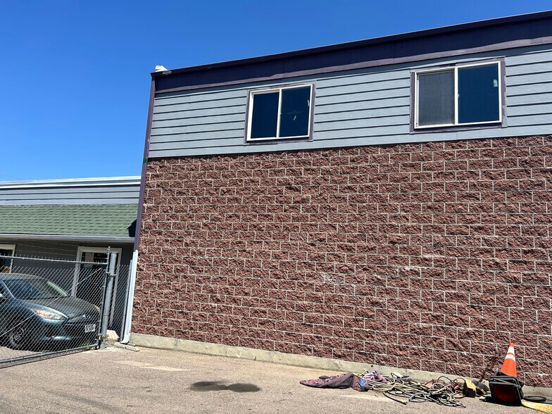 More Photos Of 6838 Lowell Blvd, Denver Warehouse For Sale