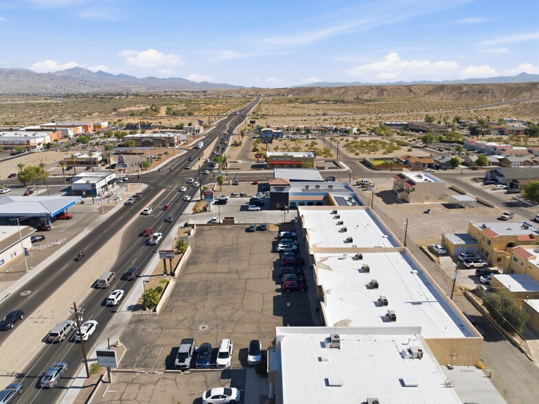 More Photos Of 3712 Highway 95, Bullhead City General Retail For Lease