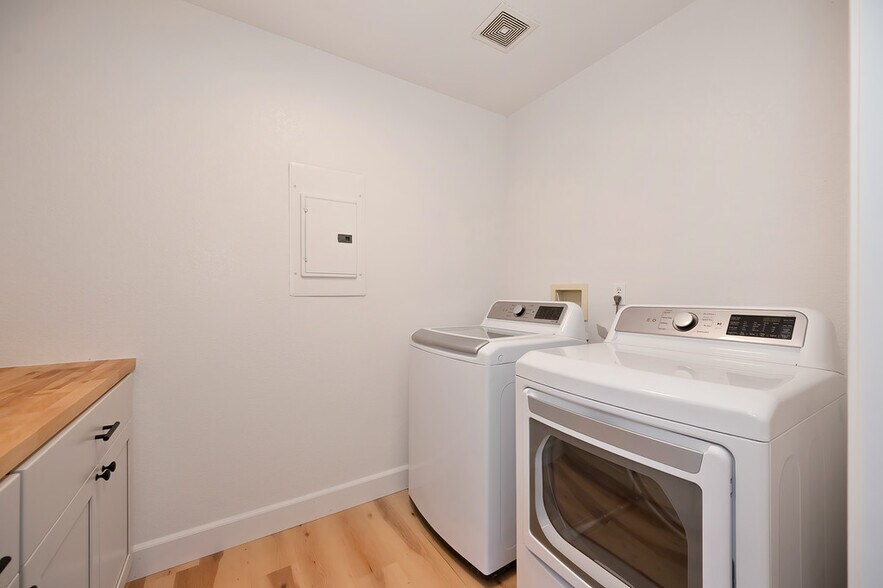 More Photos Of 1420 Robbers Ravine Rd, Colfax Multifamily For Sale