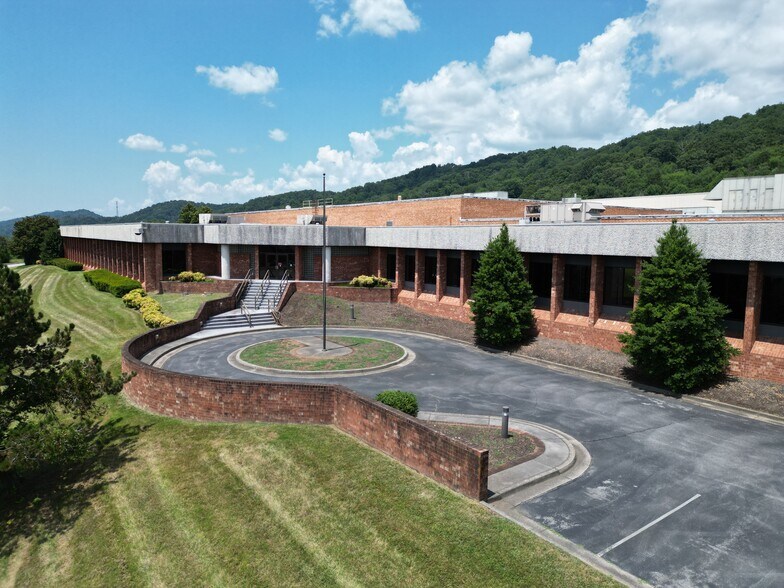 More Photos Of 7500 US 11 W, Rogersville Manufacturing For Lease