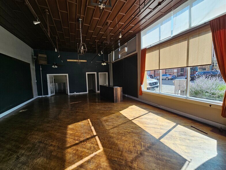 More Photos Of 330 S Union Ave, Pueblo Storefront Retail Office For Lease