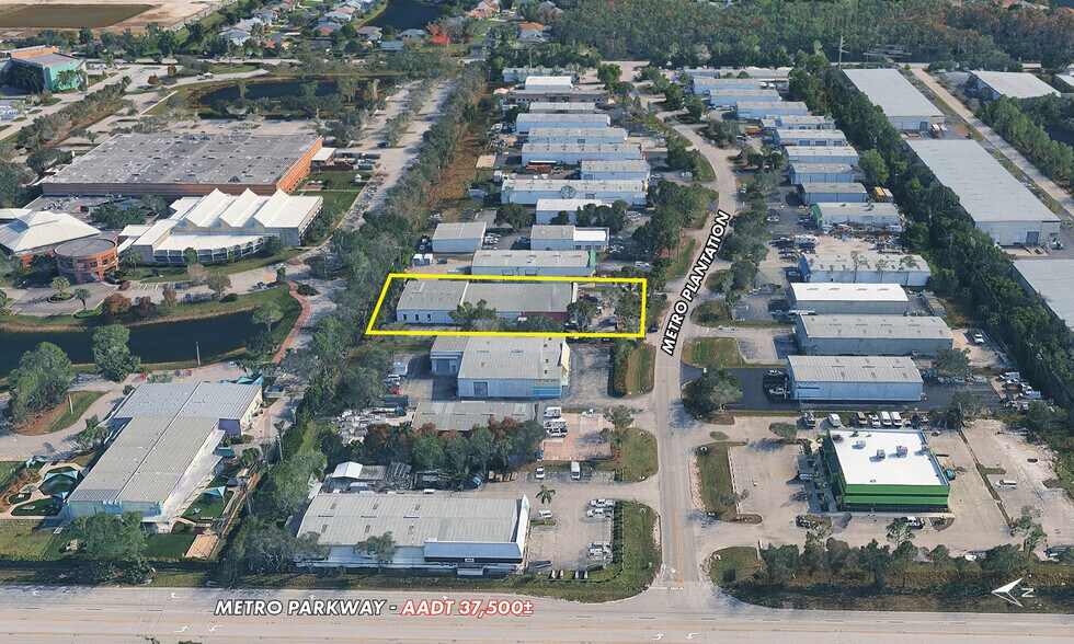 More Photos Of 6241 Metro Plantation Rd, Fort Myers Warehouse For Sale