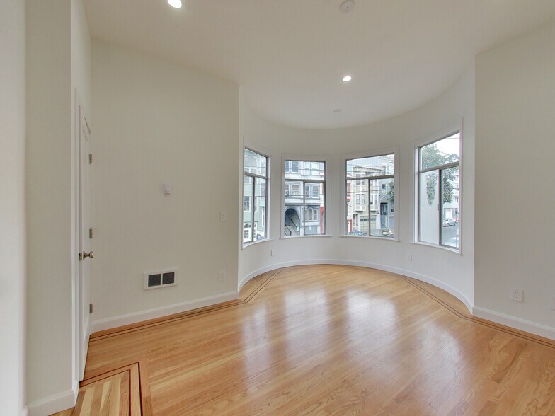 More Photos Of 840 Greenwich St, San Francisco Apartments For Sale