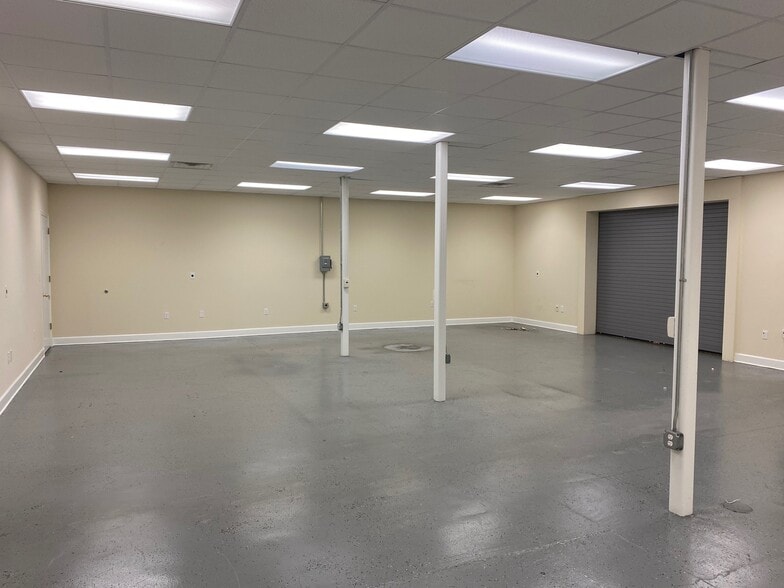 More Photos Of 13351 Progress Blvd, Alachua Office For Lease