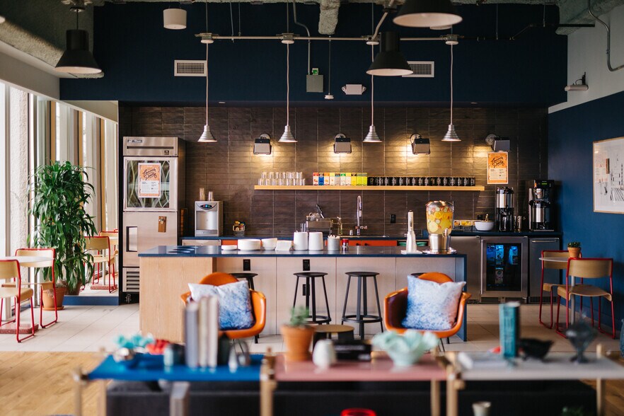 More Photos Of 600 B St, San Diego Coworking Space