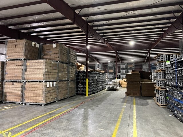 More Photos Of 2000 Old Sylacauga Hwy, Sylacauga Distribution For Lease