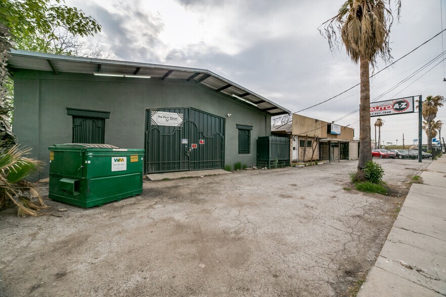 More Photos Of 1334 S General Mcmullen Dr, San Antonio Industrial For Sale