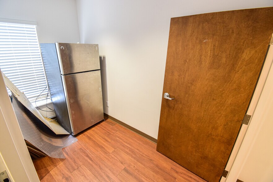 More Photos Of 2117 Jack Warner Pky, Tuscaloosa Office For Sale