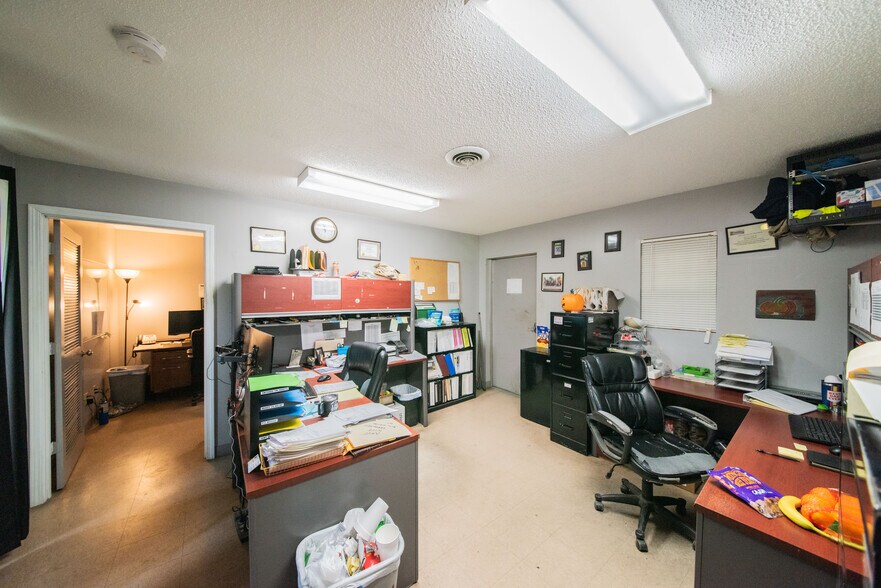 More Photos Of 72 Satellite Ln, Calvert City Industrial For Sale