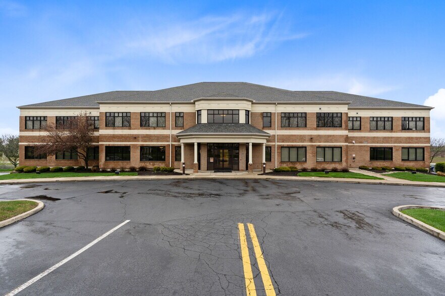 More Photos Of 7501 Paragon Rd, Dayton Office For Lease