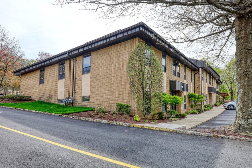 2025-hamburg-tpke-wayne-nj-07470-office-for-sale-cityfeet