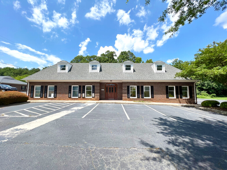 Primary Photo Of 508 Arbor Hill Rd, Kernersville Office For Lease